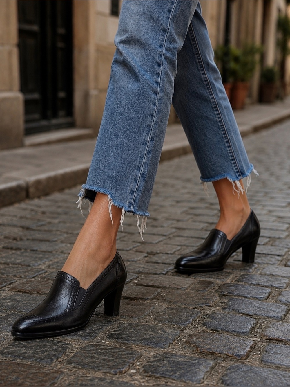 AEROSOLES Black Leather Block Heel Loafer Pumps Sz 8 Feminine Comfy Dance Date